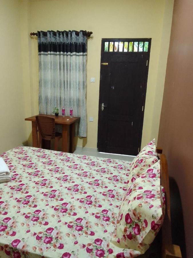 Serene Inn Kandana 외부 사진